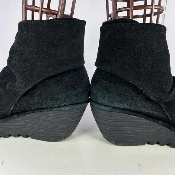 FLY London Yegifly Yegi689fly Black Suede Boot US 9 Wedge Heel Ankle Booties - Picture 8 of 10